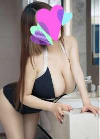 Yabancı escort Elena