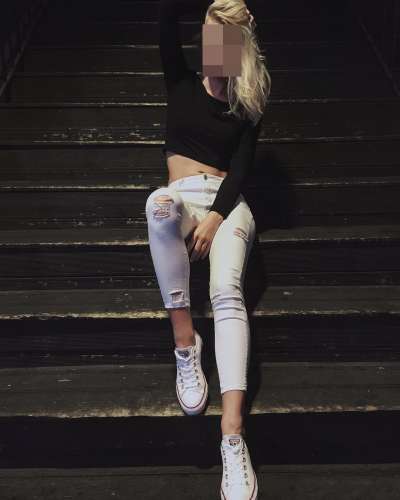 Genç Bayan Alya
