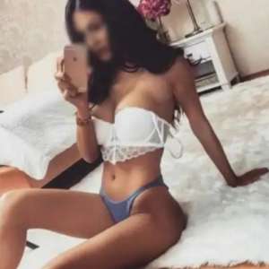 Eskiçehir escort Rena