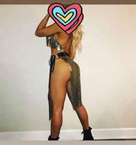 Sarışın Escort Nehir